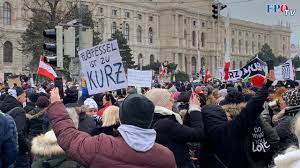 Außerdem sind nachrichten aus aller welt auf dem kanal zdf heute befindlich. Corona Demo Den Osterreichern Reicht Es Kurz Muss Weg Youtube