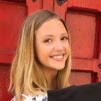 Rachel Merritt's Instagram, Twitter & Facebook