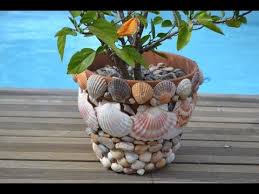 Que faire avec des coquillages ramassés sur la plage. Decorer Avec Des Coquillages Le Jardin Et La Maison Loisirs Creatifs Youtube