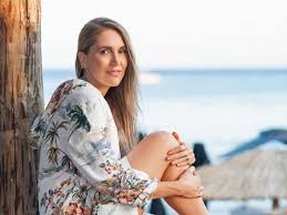 Και μπορεί να μην τους βλέπουμε συχνά μαζί σε δημόσιες εμφανίσεις, είναι όμως ένα από τα πιο όμορφα και αγαπημένα. H Mairh Kalymnoy Milaei Anoixta Gia Thn Leykh Phga Sthn Trapeza Edei3a Thn Taytothta Moy Kai Trabh3an To Xeri Toys Video Newsbreak