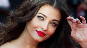 Aishwarya Rai Bachchan to pay a tribute to Lata Mangeshkar