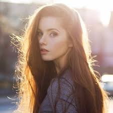 Margo Violet's Instagram, Twitter & Facebook