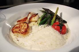 Risotto Arborio St Jacques Morilles Et Asperges Au Restaurant Carre Mer Plage Privee De Montpellier Food Montpellier Restaurant