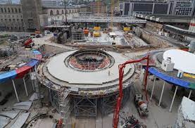 Die landesbank (rechts, bildmitte) ist längst fertig, die neue bibliothek. Stuttgart 21 Kelchstutze Zum Jubilaum Stuttgart Stuttgarter Nachrichten