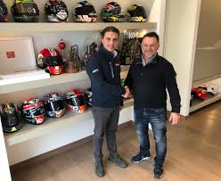 Enea bastianini 2016 presentazione moto team gresini foto 01 foto da: Moto3 Total Italia Nuovo Sponsor Del Gresini Racing Junior Team