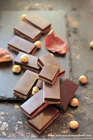 Tra I Miei Cioccolatini Preferiti Ci Sono I Cremini Quei Cioccolatini A 3 Strati Che Si Sciolgono In Bocca Sprigionando Quel Pr Cioccolatini Dolci Snack Dolci