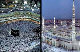 Surat al kafirun termasuk dalam golongan surat makkiyah karena diturunkan saat nabi muhammad sedang berada di mekkah dan diturunkan setelah surat al kafirun menjadi pembeda antara islam dan kafir. Ini 3 Istilah Surat Makkiyah Dan Madaniyah Menurut Ulama Pecihitam Org