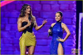 Слушать песни и музыку becky g онлайн. Becky G Wins Performs At Premios Juventud 2021 Photo 1318306 Becky G Pictures Just Jared Jr