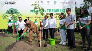 Pemanasan global merupakan satu perkara yang harus kita perhatikan, artikel ini membahas seputar pengertian, contoh, dampak, dan cara mengatasi pemanasan global atau biasa disebut dengan istilah global warming pada dasarnya merupakan sebuah fenomena naiknya temperatur global tiap. 3 Langkah Nyata Menanggulangi Dampak Pemanasan Global Mulai Dari Diri Sendiri News Liputan6 Com