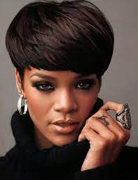 Leak Alert Rihanna Goodbye Audio Really Short Hair Rihanna Short Hair Short Weave Hairstyles