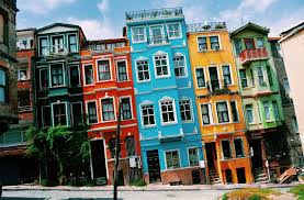 The streets in the area are full of historic wooden mansions, churches, and synagogues dating from the byzantine and ottoman eras. A Comprehensive Guide To Visiting Fener Balat In Istanbul