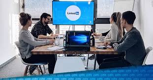 2 401 941 · обсуждают: Der Ultimative Linkedin Leitfaden Fur Unternehmen Basics Grundlagen Tipps Und Hacks Omt Magazin