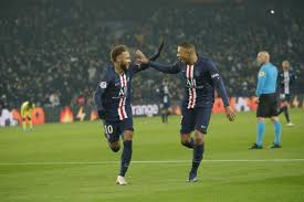 Retrouvez les paris foot, les pronostics coupe du monde, les paris rugby, les paris tennis, ou encore les pronostics basket. Ligue Des Champions A Quelle Heure Et Sur Quelle Chaine Suivre Psg Galatasaray L Equipe