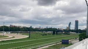 Milano, l'anello del trotto nel verde: lo stadio del cavallo diventa realtà - la Repubblica