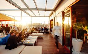 Our guide connects you with bars of all types including rooftop, cocktail, cheap & classy bars across victoria! Best Rooftop Bars In Melbourne Australia Work Travel Magazine What S On Aus Cheap Tours Accommodation