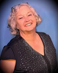 Kay Ashcraft's Instagram, Twitter & Facebook