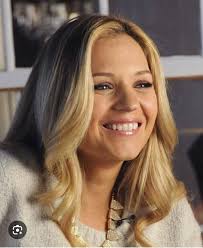 Happy birthday, Vanessa! 🥳🎂🎁