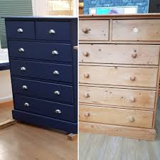 Gorgeous Frenchic Hornblower And Chrome Cup Handles Makeover For This Old Pine Chest Of Drawers Degistirilmis Mobilyalar Mobilya Fikirleri Yenilenmis Mobilya