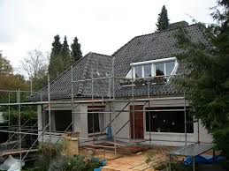 Wenn im haus einfach zu wenig platz ist und auch ein dachausbau nicht möglich ist, bleibt als lösung nur noch eine aufstockung. Aufstockung Holzbau Gehrmann Gmbh