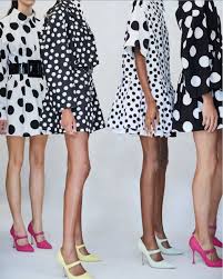 Fashion Trending Spring 2020 Prints Will Be All The Rage Polka Dots Fashion Colourful Outfits Fashion