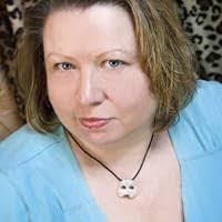 Julia Harder's Instagram, Twitter & Facebook