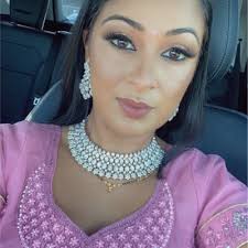 Dear Apple, Thank You for the last 10 years. Cheers to the tears, the  struggles, the growth, the stepping out of my comfort zone, the  accomplishments and most of all the friends!