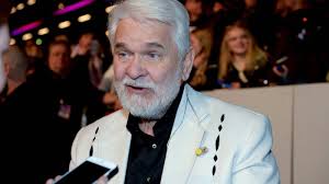 Hasse "Kvinnaböske" Andersson ska leda Melodifestivalen nästa år