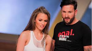 Laura müller hat es derzeit nicht leicht. Sie Heisst Wieder Muller Namenschaos Um Laura Und Den Wendler Stern De