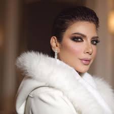 ولدت في مدينة دمشق، ونشأت فيها والتحديد في حي أبو رمانة. ØµÙˆØ± Ø§ØµØ§Ù„Ù‡ Ù†ØµØ±ÙŠ Ù…ÙˆØ³ÙˆØ¹Ø© Ø¥Ù‚Ø±Ø£ Ø§Ø¬Ù…Ù„ Ø§Ù„ØµÙˆØ± Ø§ØµØ§Ù„Ø© Ù†ØµØ±ÙŠ Ø§Ù„ÙÙ†Ø§Ù†Ø© Ø§ØµØ§Ù„Ø© Ù†ØµØ±ÙŠ ÙˆØ§ÙˆÙ„Ø§Ø¯Ù‡Ø§