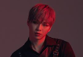 Kang Daniel revela 'Paranoia'