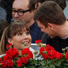 Aitana y Miguel Bernardeau presumen de amor y complicidad en el Open de  Madrid