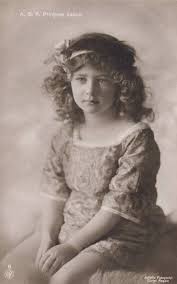 Actriţa roxana lupu a încântat roma în rolul reginei maria. Regina Maria Queen Marie Of Romania Photos Facebook
