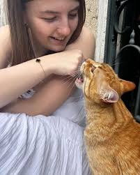 WHY ALPHA CHI WEDNESDAY w/ the lovely @madelyn.witecha ❤️💚❤️💚 find the  link to register for primary recruitment in the link in our bio!! xoxo, axo