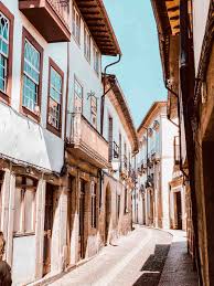 Hauptstadt von griechenland und wiege der demokratie, das ist athen. Porto Tagesausfluge Auf Eigene Faust Braga Guimaraes Mit Dem Zug Erkunden A Nomad Abroad