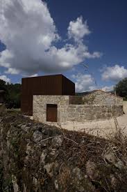 House In Sequeiros By Topos Atelier De Arquitectura Vernacular Architecture Architecture Exterior Stone Architecture