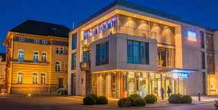 Credit ratings, research and analysis for the global capital markets. Karriere Vr Bank In Sudniedersachsen Eg