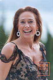 REPLETE Close & Personal