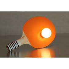 Ping Pong Luminaires Lampes De Table Detournement D Une Raquette Materiaux Bois Dimensions L 26cm L 15cm H 1 Ping Pong Ping Pong Table Diy