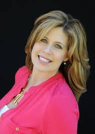 Pamela Padgett's Instagram, Twitter & Facebook