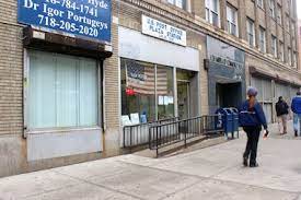 I have visited the post office at opening time (windows are supposed to open at 9am). Queens Plaza Post Office Will Have To Relocate This Summer Long Island City New York Dnainfo