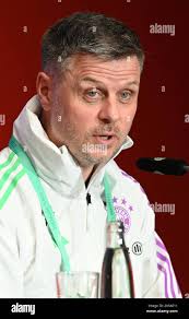 Straus hi-res stock photography and images