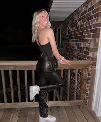 Kirsten Marie Reicherts | face card never declines | Instagram