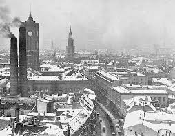1920 Anblick Vom Turm Des Alten Stadthauses 1889 Gegrundet Lag Das Kraftwerk In Der Spandauer Str 49 Ganz Nah D Berlin Pictures Of Germany Historical Photos