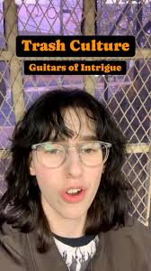 Tony demos the Cozart Explorer copy, which comes with a hard shell  case….$295 Come check it out this week! Wed 11-7 Thurs 11-7 Fri 11-6 Sat  11-5 Sun 11-3 Trash Culture 🎸