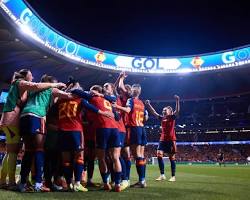 seleccion espanola de futbol festejando copa, generada por IA