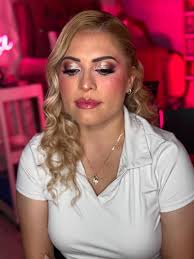 Hoy tuvimos a esta preciosa clienta 😍 #makeup #preciosa gracias por su  preferencia #nos visita desde Estados Unidos 💞