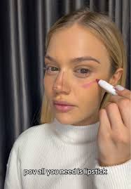 Todos necesitas es labial: Tutorial de maquillaje