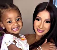 Cardi b has revealed she is expecting her second child with husband offset during a performance at the bet awards. Cardi B Offset And Daughter Have A Jam Session On Instagram Live