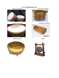 Seperti gambar di atas, gendang panjang memiliki bentuk silinder yang panjang dan memiliki dua sisi. Alat Musik Melayu
