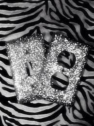Can you brush paint with spray paint? Glitterrrr 3 Glitter Spray Paint Zebra Decor Glitter Paint